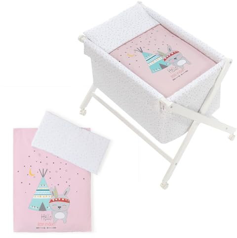 Danielstore Minicuna Plegable | 90x55x72 cm, Madera lacada, colchón Incluido | Ruedas con Freno, Textil algodón, fácil Montaje | Confort y Seguridad para bebé (Tipi Oso Rosa)