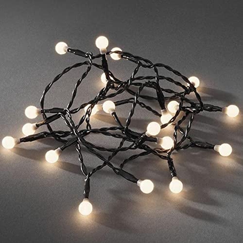Konstsmide 1492-107 LED Globelichterkette mit runden Dioden / für Innen / VDE geprüft / Batteriebetrieben: 4xAA 1.5V (exkl.) / 6h Timer / 50 warm weiße Dioden / schwarzes Kabel, warmweiß, 50 LEDs