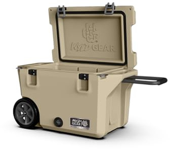 Wyld Gear 50qt Freedom Series Kühler mit Rollen - Langlebige, leistungsstarke Eisspeicherung, tragbar mit Abschleppgriff - ideal für Outdoor-Abenteuer, Heckklappe und Camping