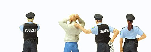 Preiser 10589 Under Arrest Scene (6) Exclusive Figure Set