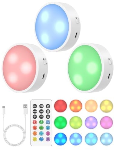 GOODEA.fun Kabellose LED Unterbauleuchten - Aufladbare 3 RGBW Puck Lights | mit Fernbedienung Timer, 13 Farben Dimmbare Schrankbeleuchtung, Magnetisch Akku Schrankleuchten Vitrinenbeleuchtung, 3 Stück
