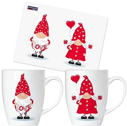 BRUBAKER Kaffeetassen Geschenkset - Verliebte Zwerge - 2x 300 ml Kaffeebecher Geschenk Hochzeitstag für Mama Papa Oma und Opa, Herz Liebe Tassen Set in Geschenkbox mit Grußkarte