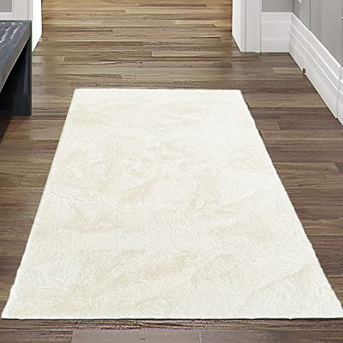 Teppich-Traum Kunst Hasenfellteppich Flur schön flauschig und weich – 11 mm Florhöhe – Creme, 70x140 cm