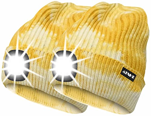 ATNKE 2Pcs Neue Warme LED beleuchtete Mütze,Unisex USB wiederaufladbare Laufmütze Ultra Bright 4 LED wasserdichte Lichtlampe Mehrfarbig (Tie Dye Gelb, Einheitsgröße)