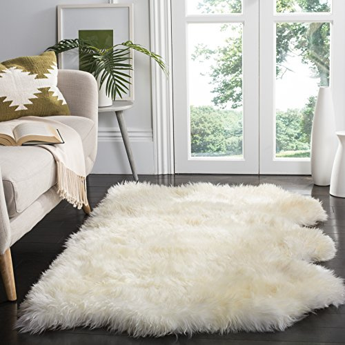 SAFAVIEH Sheep Skin Collection Accent Rug - 4' x 6', Natural & White, Handmade Rustic Glam Genuine Pelt, 3.4-inch Thick Ideal for High Traffic Areas in Entryway, Living Room, Bedroom (SHS211A)