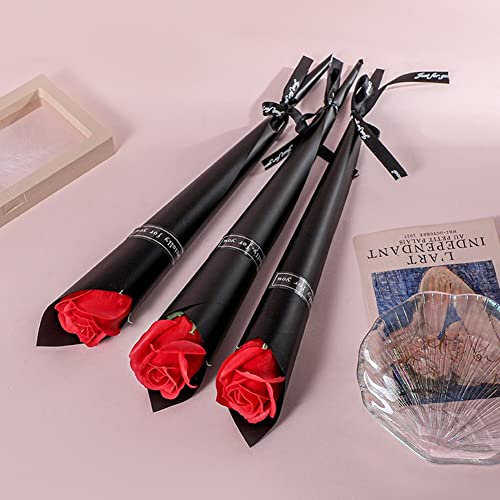 Lot de 3 savons en forme de rose avec pétales de rose
