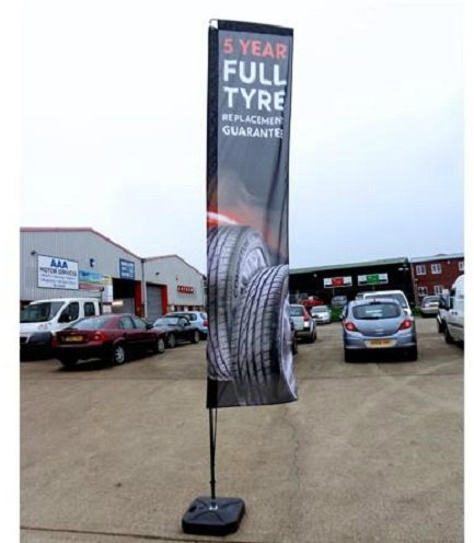 Rechteckige Fliegen-Fahne für Outdoor-Display Ereignisse Messen Handel Display (Pole & Bag (Small)) - Rectangular Flying Banner for outdoor display events fairs trade display (Pole & Bag (Small))