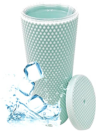 Nadia's Little Treasures Trinkhalm-Deckel mit Nieten, doppelwandiger Kunststoffbecher für Eiskaffee, Wasser, Slush oder Smoothies, Ihr Heimkino-Tasse (700 ml, mattes Minzgrün)