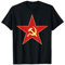 Étoile audacieuse rouge avec marteau et faucille T-Shirt