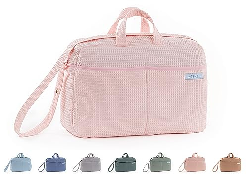 mi bollito – Bolso de maternidad Crossbody para carrito de bebé y para hospital. Bolsa organizadora práctica y elegante de gran capacidad. Producto fabricado en España. (Rosa claro)