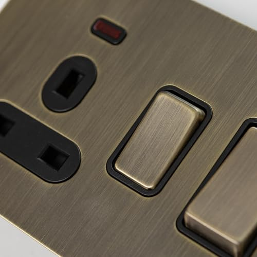 Antique Brass Straight Knurled Switches and Sockets (45A Cooker Switch)