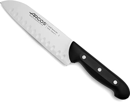 Arcos Couteau Santoku en Acier Inoxydable Nitrum – Couteau Japonais pour Poisson, Viande et Légumes, Poignée Ergonomique en Polyoxyméthylène POM, Lame de 170 mm – Couleur Noire, Série Maitre