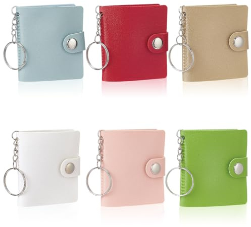 AHANDMAKER 6er Pack Mini Fotoalbum Schlüsselanhänger 6 Farben Kunstleder Taschenfotohalter Mit Schlüsselanhänger Ideal als Reisegeschenk Geburtstagsdekoration 50x63x10mm