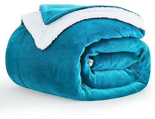 Aisbo Dicke Kuscheldecke Flauschig Petrol - Extra Warme Decken für den Winter als Sofadecke Couchdecke 150x200 cm, XL Wohndecke aus hochwertige Sherpa Fleece, Soft Weich Blanket Türkis