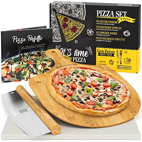 GARCON Pizzastein für Backofen und Gasgrill - 4er Set - [1x] Pizza Stone, [1x] Pizzaschieber, [1x] Pizzaschneider & [1x] Kochbuch zum Pizza Backen