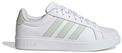 adidas Women's Streettalk | Setze dein Statement – urbaner Style trifft ikonisches Design.