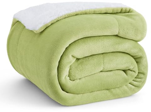 Bedsure Sherpa Fleece Throw Blanket - Fluffy Microfiber Solid Blankets for Bed and Couch Throw/Single Size, Sage Green, 130x150cm
