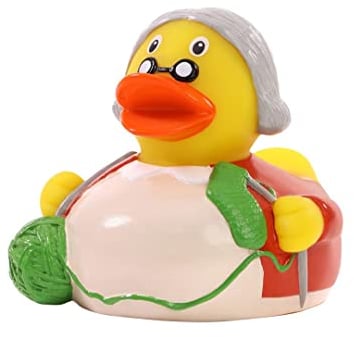 Schnabels Quietsche-Ente Oma - Geschenk für Geburt Geburtstag Namenstag Kinder Baby Freund-in Mädchen Junge - Spielzeug Bade-Ente Badewanne Deko