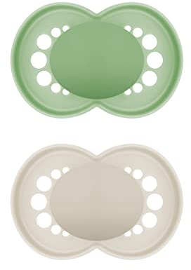 MAM Original Schnuller im 2er-Set, zahnfreundlicher Baby Schnuller aus nachhaltigen & bio-erneuerbaren Materialien, Sauger aus MAM SkinSoft Silikon, mit Schnullerbox, 6-16 Monate, grün/beige