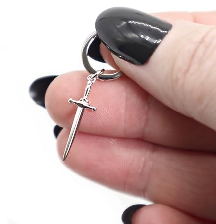 Schwert Ohrringe Silber 925, Feine Dolch Creolen, Creolen mit Anhänger Schwert, Huggie Ohrringe, Gothic Schmuck Geschenk für Frauen