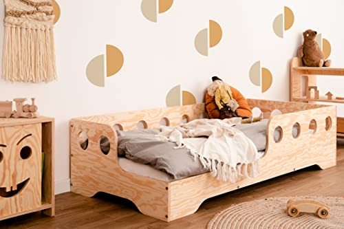 smartwood TILA 5L Kinderbett 70x140 | Montessori Bodenbett mit Lattenrost & Rausfallschutz | Für Jungen & Mädchen | Sicheres und Robustes Holzbett für Kinder ab 3 Jahren