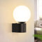 Kowanie Wandleuchte Vintage Wandlampe Badezimmer: innen Wandbeleuchtung Weiß Glaskugel Retro Schwarz Flurlampe Wand rund Wandstrahler G9 Max. 40W für Schlafzimmer Wohnzimmer (Ohne Leuchtmittel)
