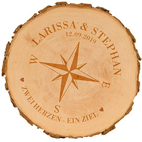 Baumscheiben für Paare mit Gravur - personalisierte Holzscheibe - verschiedene Designs - Hochzeitsgeschenk - naturbelassen - Dekoration - Wanddeko (Kompass)