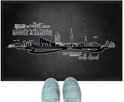 JUNIWORDS Fußmatte, Niemand ist perfekt, Aber die Männer aus Hamburg sind verdammt nah dran, 75 x 50 cm, mit Gummirand (1006861)