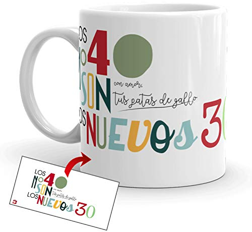Kembilove Tazas de Desayuno Simpáticas – Tazas de Café Divertidas y Graciosas con Mensaje Los 40 años no Son los nuevos 30 con Amor, Tus Patas de Gallo – Tazas Originales de cerámica de 350 ml