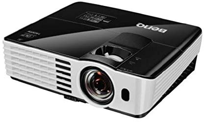 BenQ TH682ST Proiettore Ottica Corta, FHD, Luminosità 3000 Ansi Lumen, Contrasto 10.000:1, HDMI 1.4a, Bianco/Nero [Vecchio Modello]