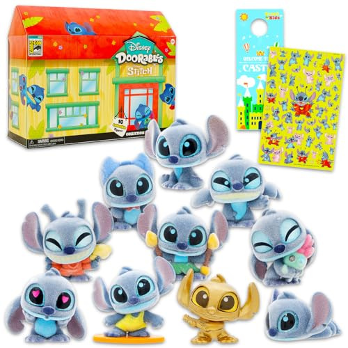 Stitch Doorables Kollektion Peek-Set – Bündel mit 2024 SDCC exklusiven 8 Doorables Minifiguren plus Aufklebern, mehr | Disney Stitch-Minifiguren Comic-Con-Sammelset
