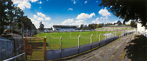 Blue-Letter Stadion Leipzig-Leutzsch – hochwertiger FineArtPrint (240 cm x 100 cm)