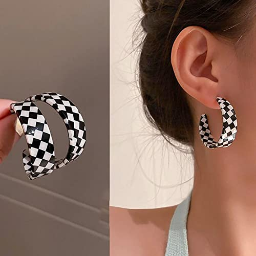 Atentuyi Schwarz-weiß Gestreifte Karierte Ohrringe Vintage C-förmige Ohrringe Acrylharz Tropfen Ohrringe Baumeln Karierten Reif Ohrringe Geometrische Schachbrettmuster Ohrring Schmuck Frauen Mädchen