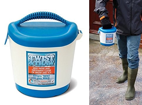 Grit Spreader Hand Held Rock Salt Shaker Path Clearer Snow Ice De-Icer Thaw NEW!