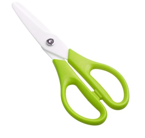 Grandi Cesoie In Ceramica Per Tagliare Cibo Bollito. Forbici Da Cucina In Ceramica Per Cucinare In Cucina E La Lavorazione Alimentare