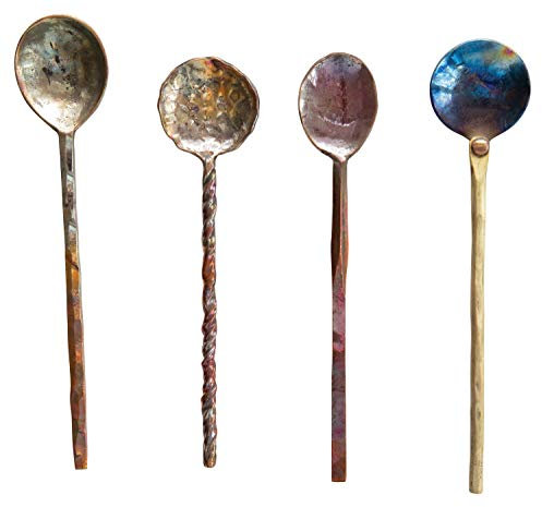 Creative Co-Op handgeschmiedete Kupferlöffel mit gebranntem Finish (Set von 4 Größen in Kordelzugbeutel) Löffel, Kupfer, Mehrfarbig, Medium