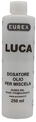Eurex srl Dosatore Olio per Miscela 250 ml Personalizzato con Il Tuo Nome: Luca. Completo di Tappo, Scala Graduata e percentuali 2-4% 2,5-5% 3-6% (1)
