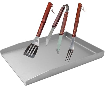 Werk24 Edelstahl Grillplatte mit Grillbesteck 30x40cm Massiv 4mm Stärke Plancha Grillschale für Gasgrill und Holzkohlegrill