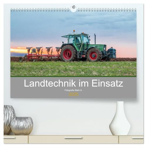 Landtechnik im Einsatz (hochwertiger Premium Wandkalender 2025 DIN A2 quer), Kunstdruck in Hochglanz