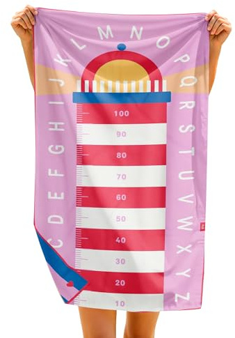 Quut – Strand-/Poolhandtuch für Kinder mit Spiel – Ultraschnell trocknende Mikrofaser, sandfrei – kompakt, leicht (Leuchtturm, M - 140 x 70 cm)