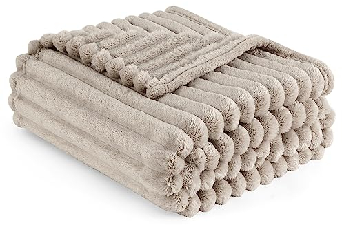 Bedsure Fleece Throw Blanket for Sofa - Fluffy Cosy Warm Blankets for Bed, Soft Cute Single Throw Gifts for Women and Girls, Beige, 130x170 cm