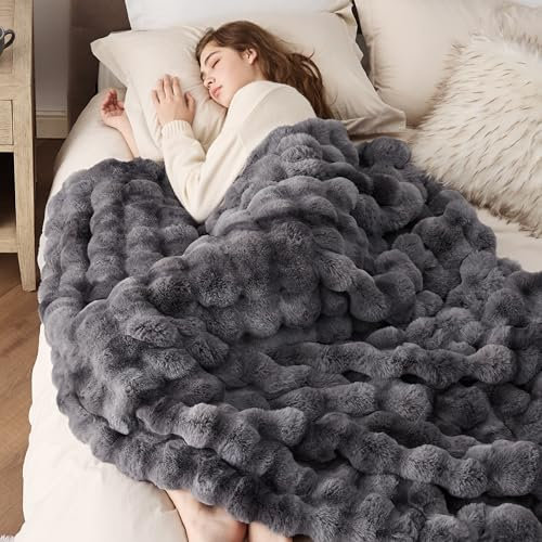 BEDSURE Kuscheldecke Kaninchen Flauschig, Dicke Und Warme Sofadecke Für Den Winter, Kunstfelldecke, Wohn- & Kuscheldecken, Plüsch Blanket Für Couch Und Bett, Sofaüberwurf Decke, Grau, 130 X 170 cm