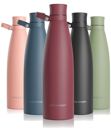 LARS NYSØM Trinkflasche Edelstahl 750ml | Isolierflasche 0,75 Liter | Auslaufsichere Wasserflasche für Sport, Fahrrad, Hund, Kinder (Berry Red, 750ml)