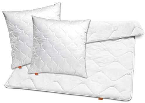 sleepling Winter Bettdecke 200x200 Set mit 2X Kissen 80x80, Bettzeug, Winterdecke Warm und 2 Stück Kopfkissen, Winterbettdecke 200 x 200, Decke Made in EU, Ökotex, Waschbar 60 Grad, 100% Mikrofaser