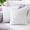 Yaertun 2er Set Superweichen Kissenbezüge Dekokissen Kissenbezug Sofakissen Dekorativ Couchkissen Kissenhülle Bezug Weich für Wohnzimmer Schlafzimmer 20x20 Inch, 50x50 cm Weiß