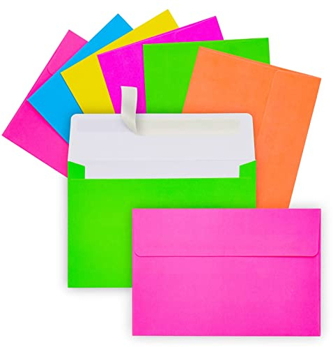 Neon A4-Umschläge - 112-Count-Einladungsumschläge, 4 x 6 Gummidichtung Square-Flap laden Umschlag für Hochzeit, Geburtstag, Baby-Dusche, Grußkarte, 120 g/m², 7 Farben, 4,25 x 6,25 Zoll