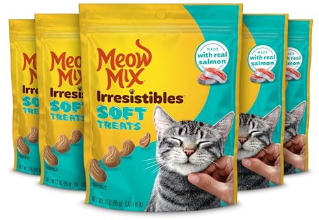 Meow Mix Irresistibles, Soft Cat Treats Made with Real Salmon, 5 Pouches