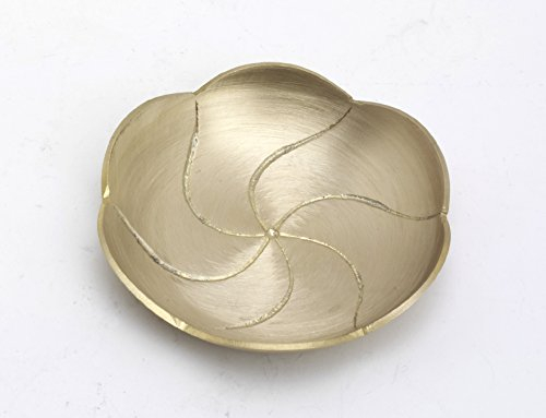 Kerzenteller, Kerzenschale, Lotusblume, Messing Gold matt satiniert Ø 9,5 cm