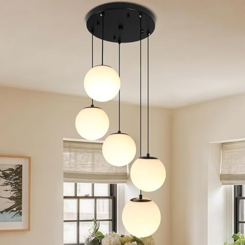 LYSDjia 5 flammiger Cluster Globus Glas Kronleuchter Mid Century Hängelampe aus gebürstetem Gold mit milchweißem Moderne Cluster Pendelleuchte for Treppenhaus Esszimmer Wohnzimmer höhenverstellbar