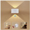 Feallive Applique murale d'intérieur avec détecteur de mouvement - Lampe murale avec batterie et interrupteur tactile - 3 niveaux de luminosité - Rotation à 360 ° - Pour salon, escalier, couloir -